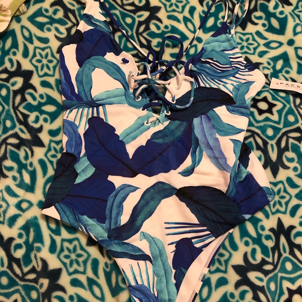 Pacsun one piece M